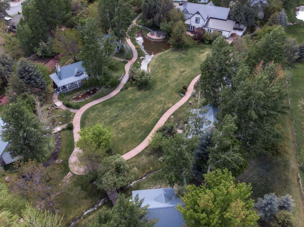 Apple Orchard Inn Hermosa Экстерьер фото
